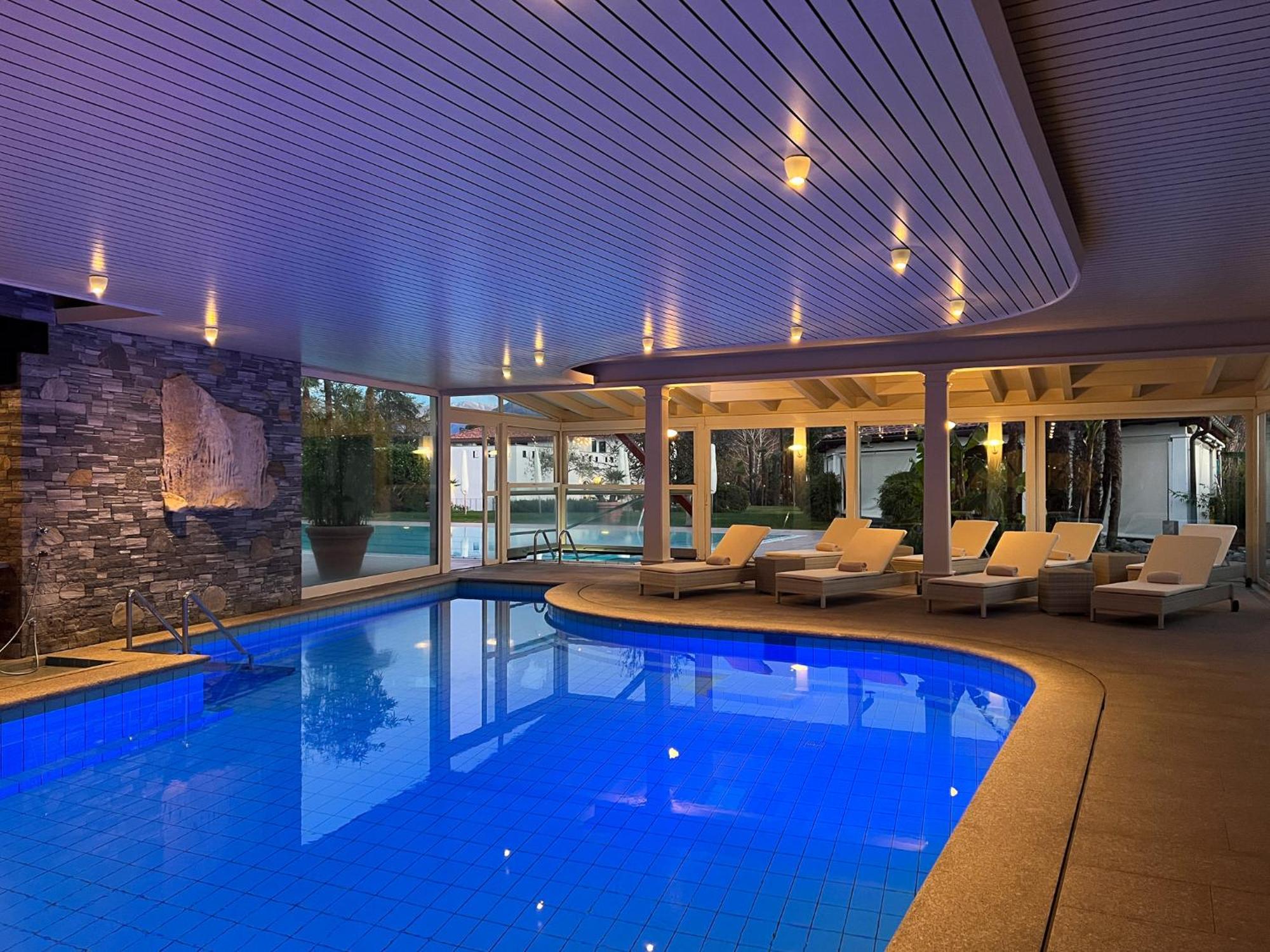 Villa Favorita - Parkhotel Delta Ascona Buitenkant foto
